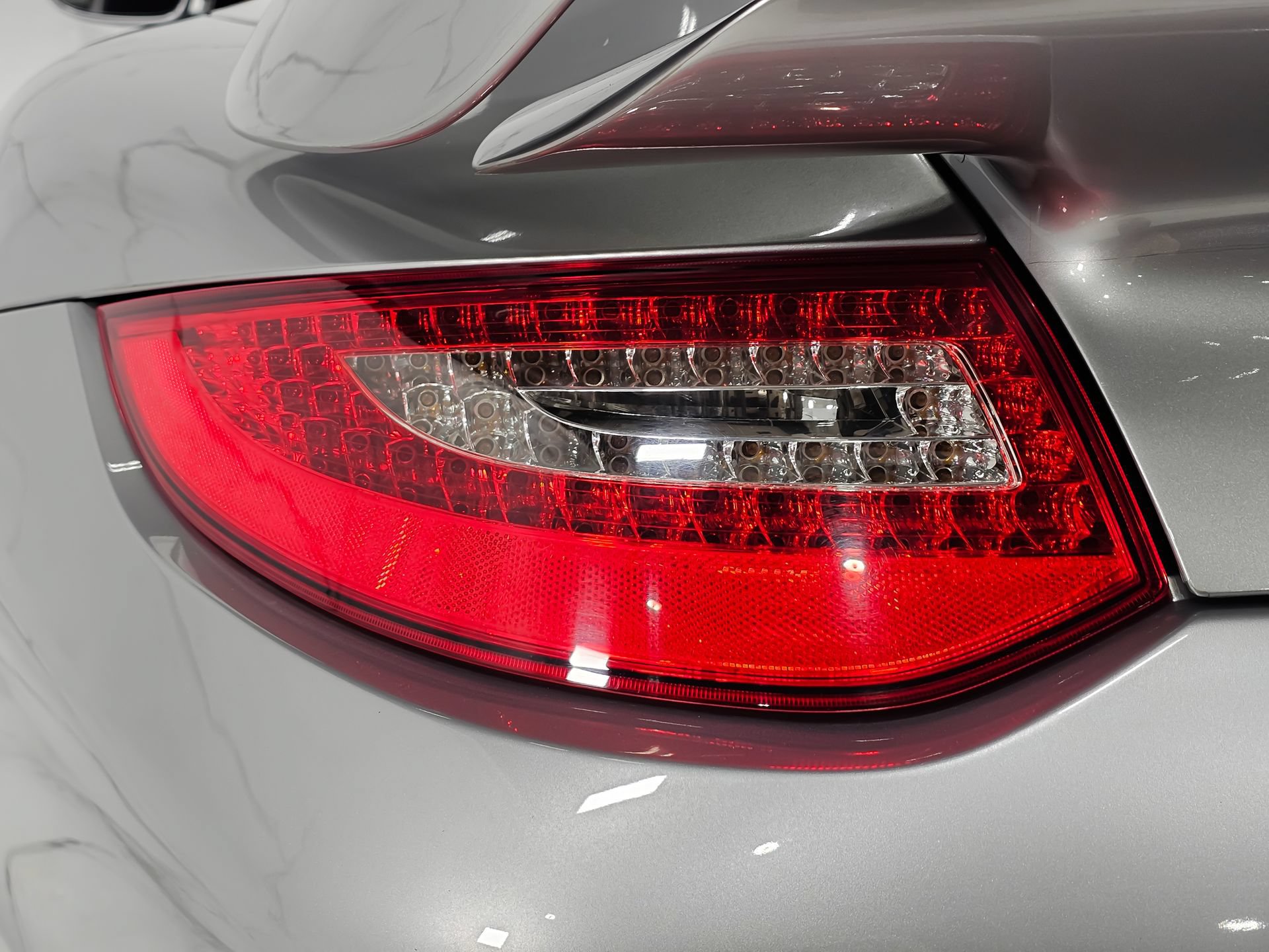 Used 2011 Porsche 911 Turbo S AWD/4WD image 29