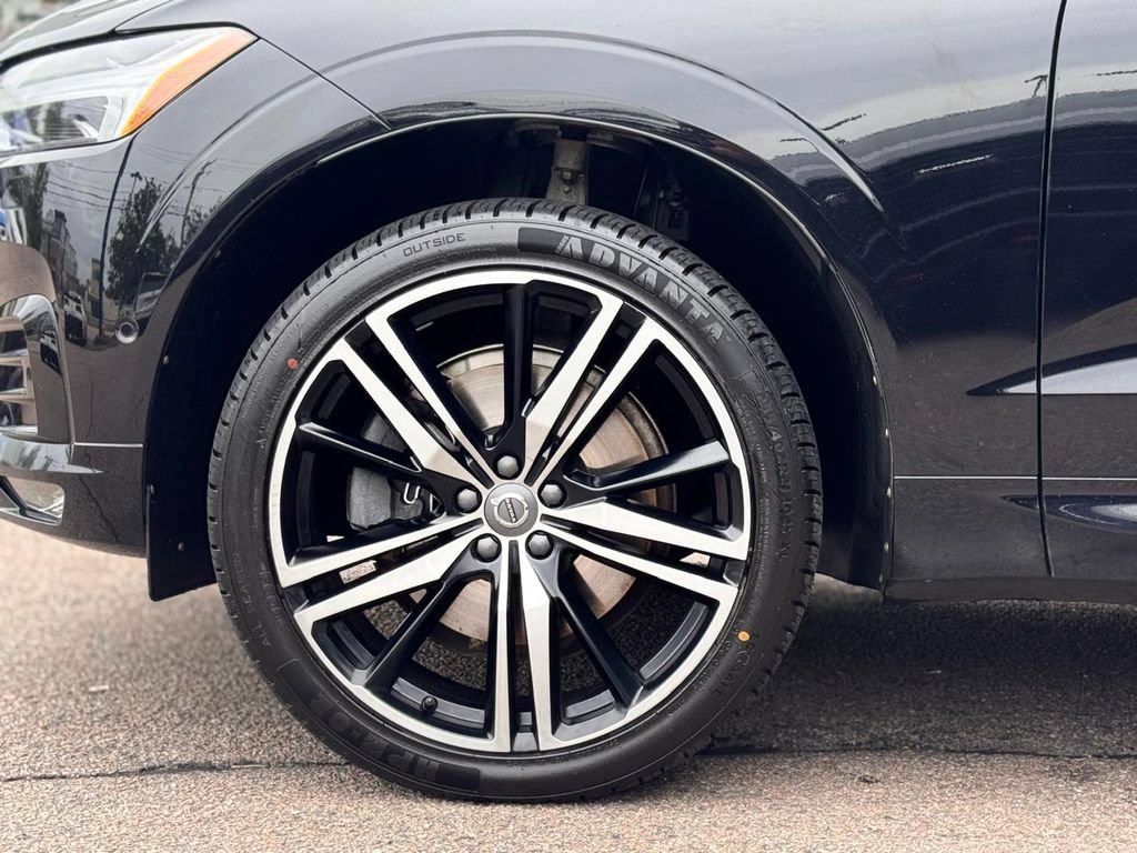 Used 2019 Volvo XC60 T6 R-Design w/ Protection Package AWD/4WD image 11