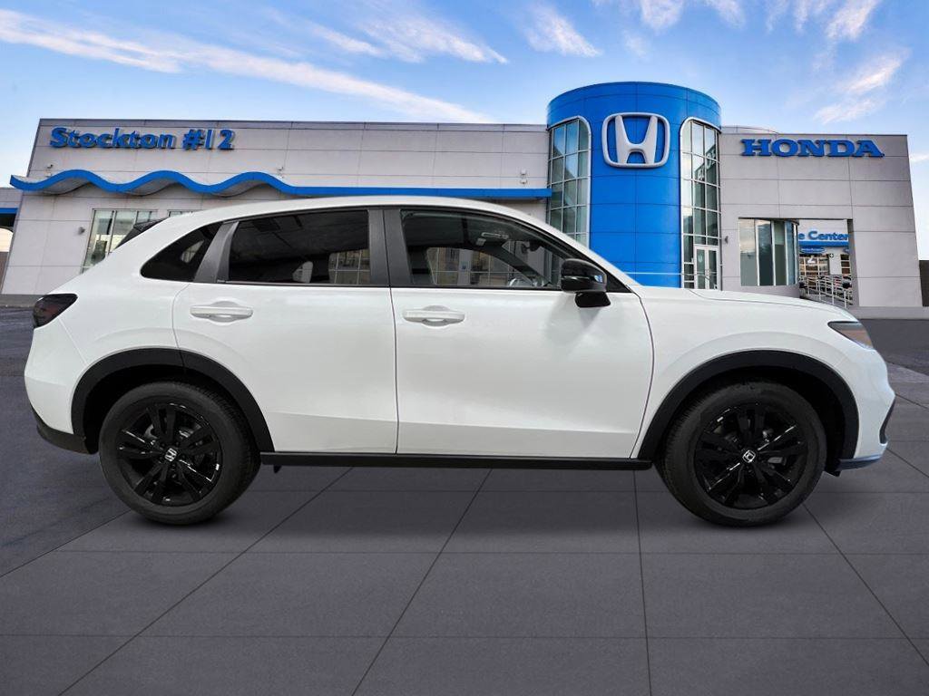 New 2026 Honda HR-V Sport image 8