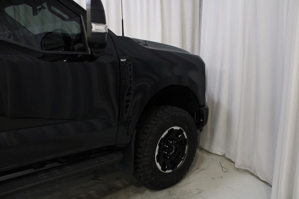 New 2026 Ford F250 XLT w/ XLT Premium Package AWD/4WD image 28