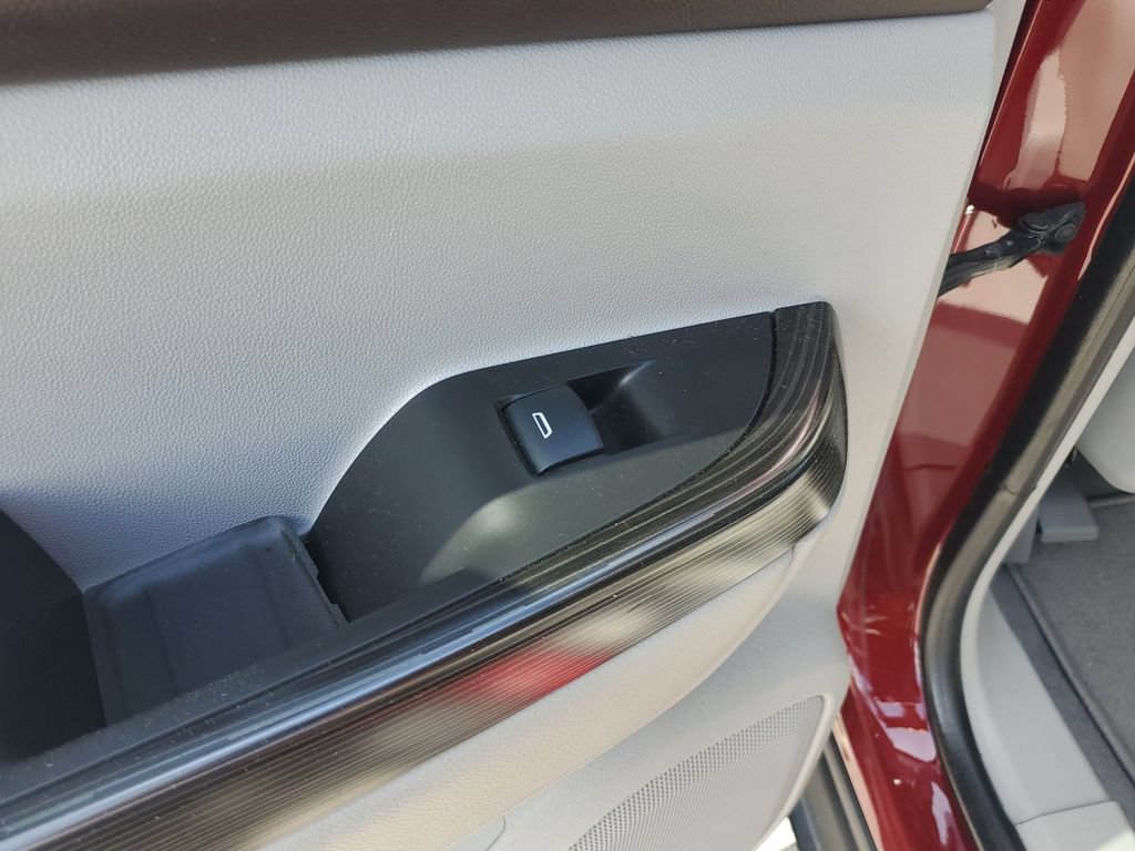 Used 2017 GMC Acadia SLT FWD image 17
