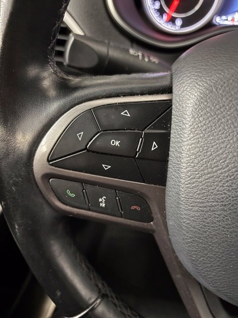 Used 2021 Jeep Cherokee Limited AWD/4WD image 18