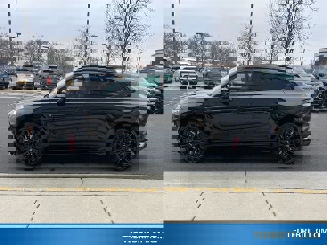 Used 2024 Aston Martin DBX 707 image 4