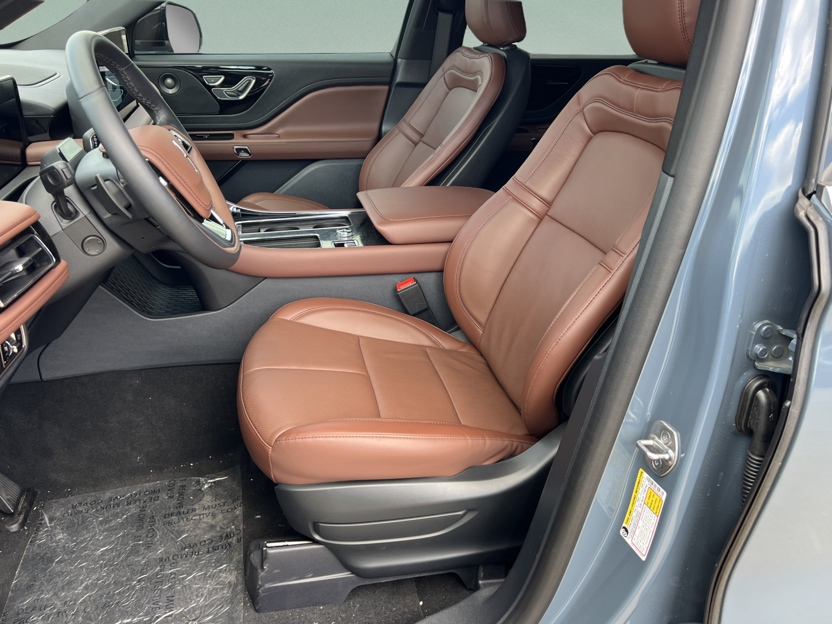 New 2026 Lincoln Aviator Reserve w/ Illumination Package RWD image 9