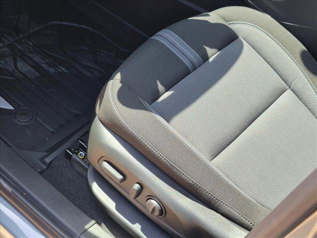 New 2026 Chevrolet Blazer LT w/ Convenience Package FWD image 4