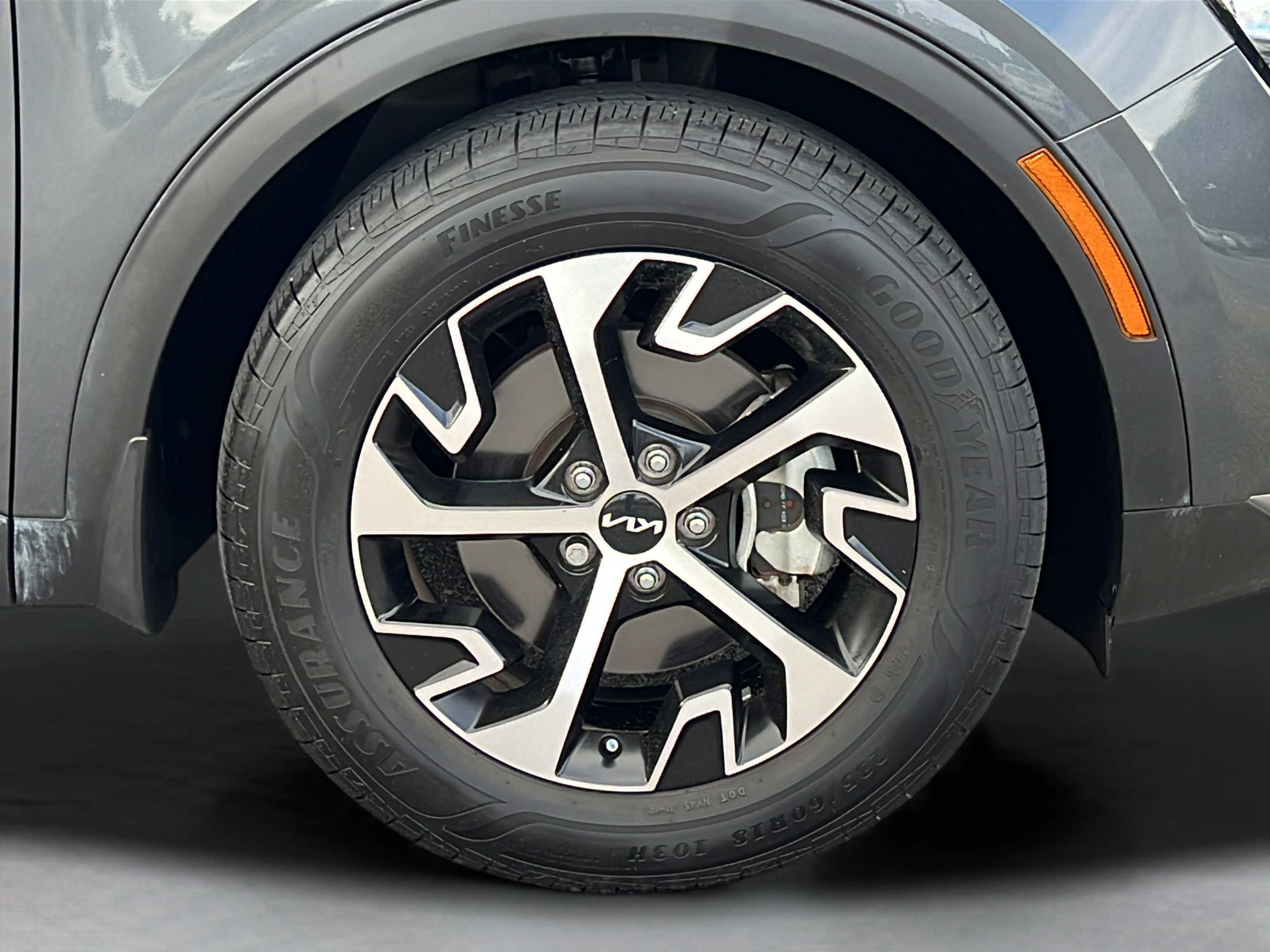 Certified 2023 Kia Sportage EX FWD image 10