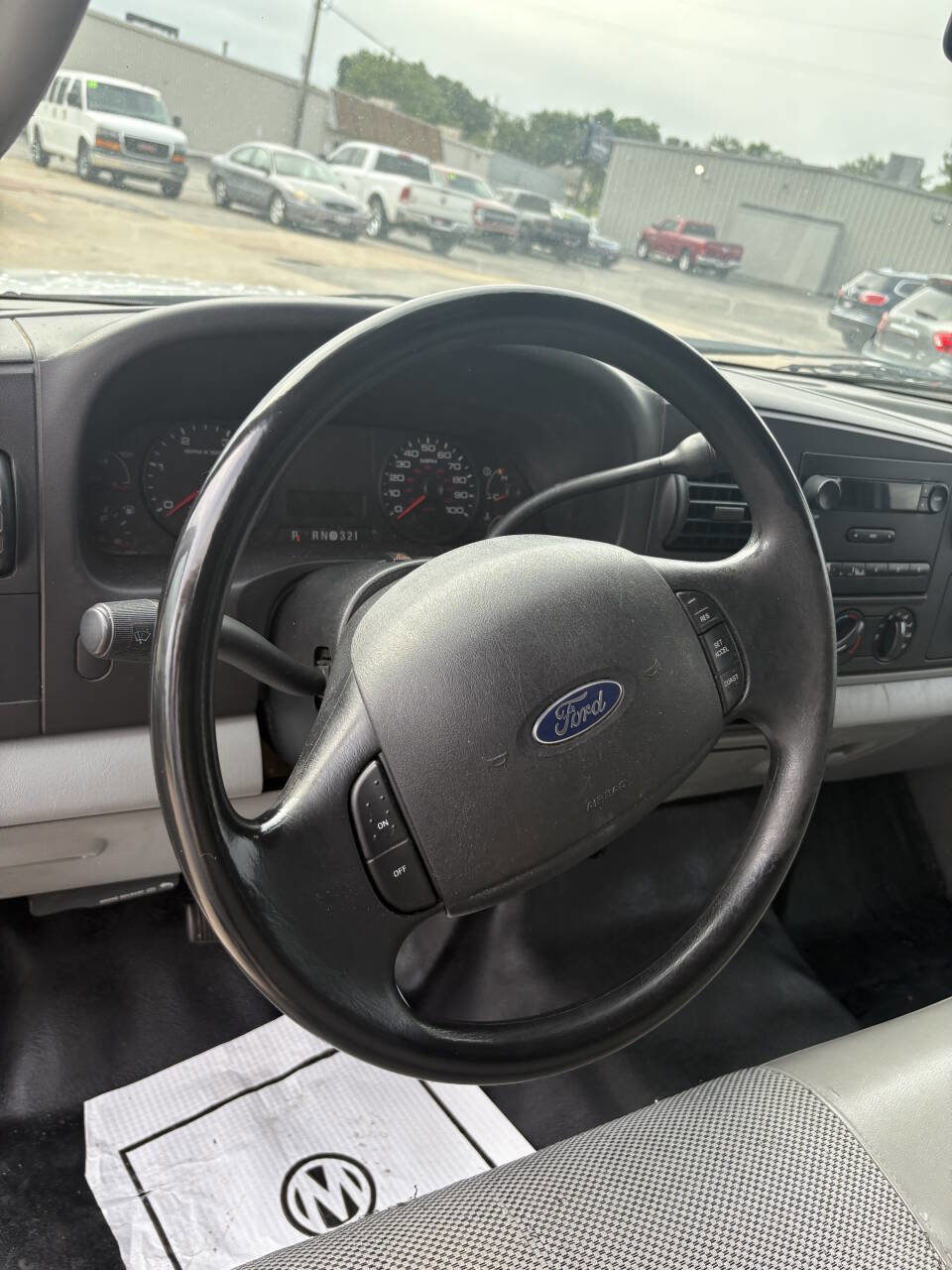 Used 2005 Ford F250 XL image 15