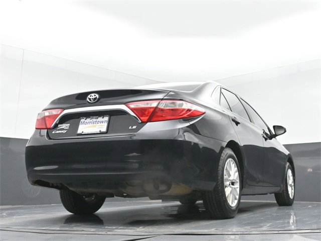 Used 2016 Toyota Camry LE image 41