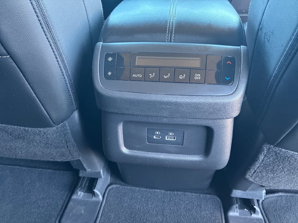 Used 2023 Nissan Pathfinder SL w/ Lighting Package (N92) AWD/4WD image 35