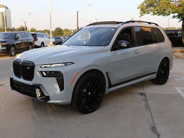 Used 2023 BMW X7 M60i w/ Executive Package AWD/4WD image 3