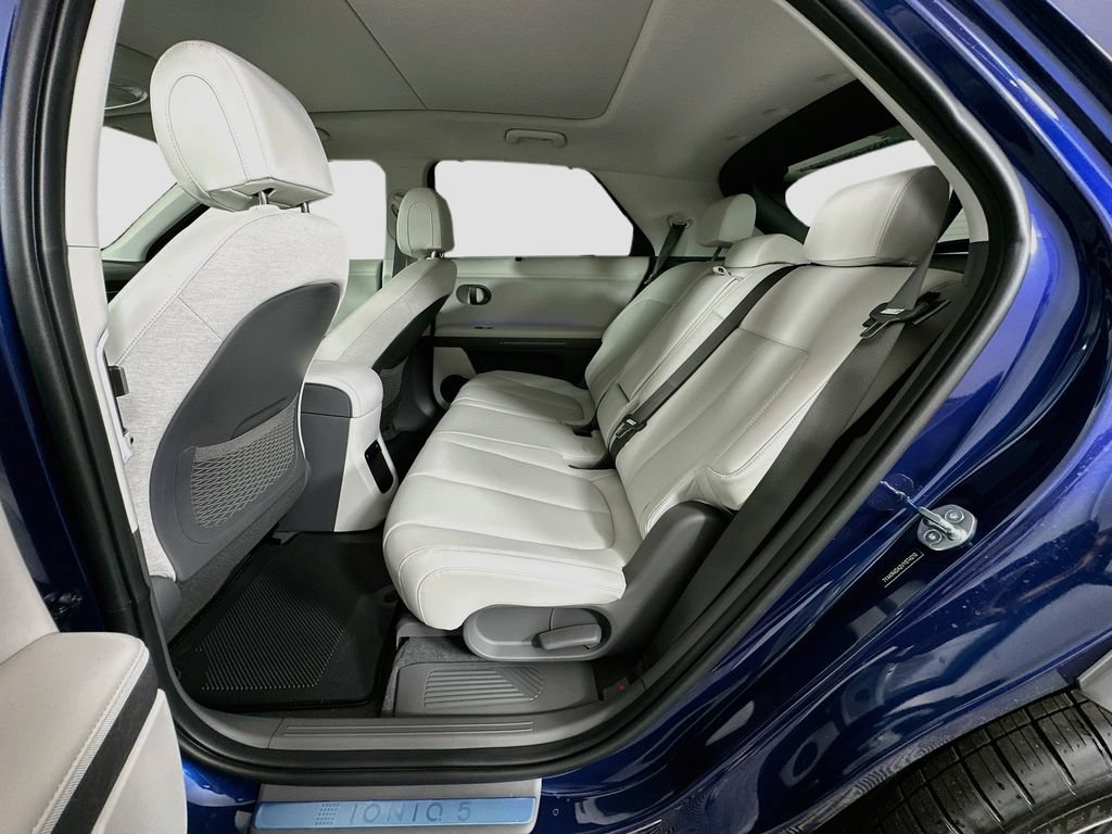 New 2027 Hyundai Ioniq 5 Limited RWD image 17