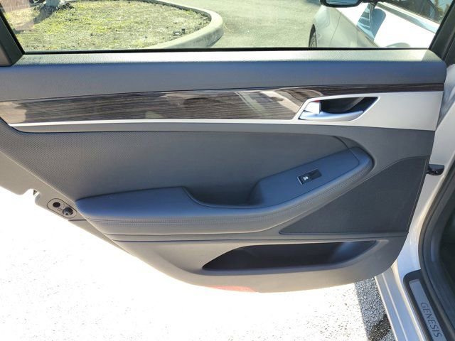 Used 2019 Genesis G80 3.8 image 9