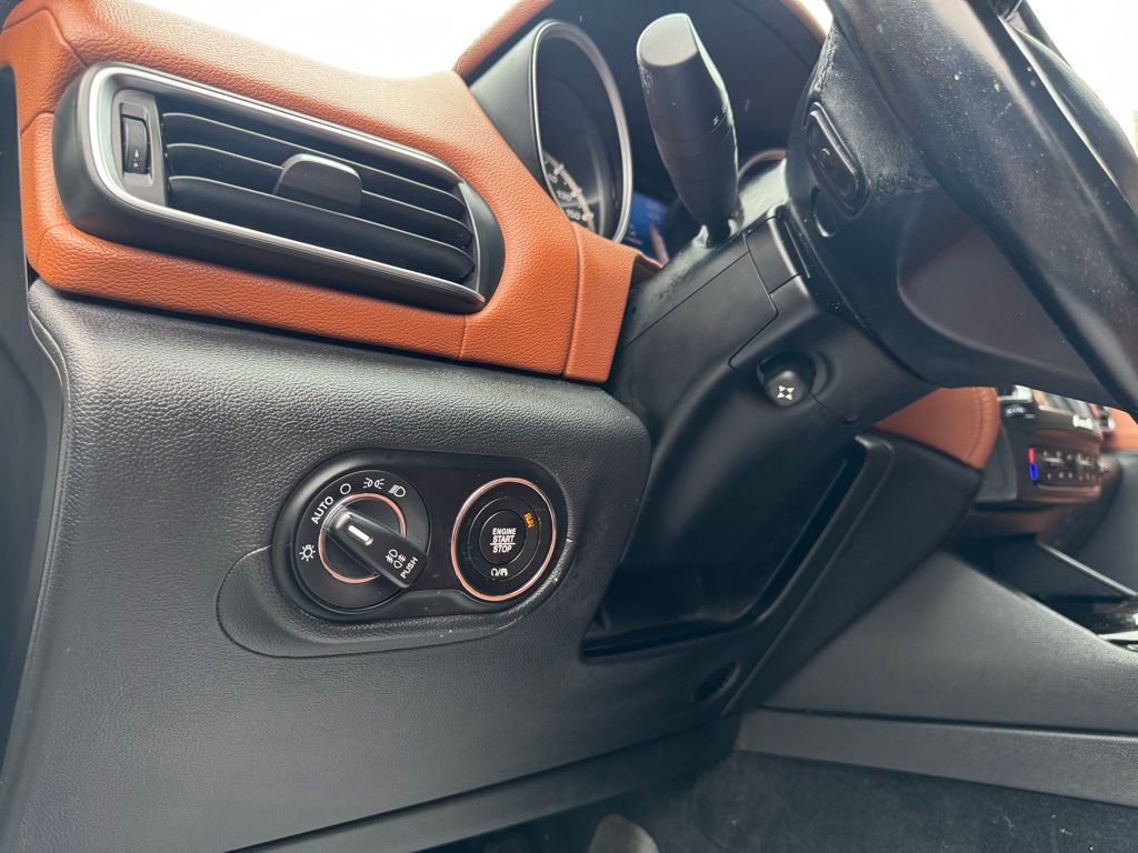 Used 2019 Maserati Levante image 36