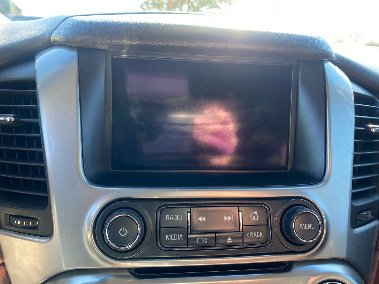 Used 2015 Chevrolet Suburban LTZ image 25