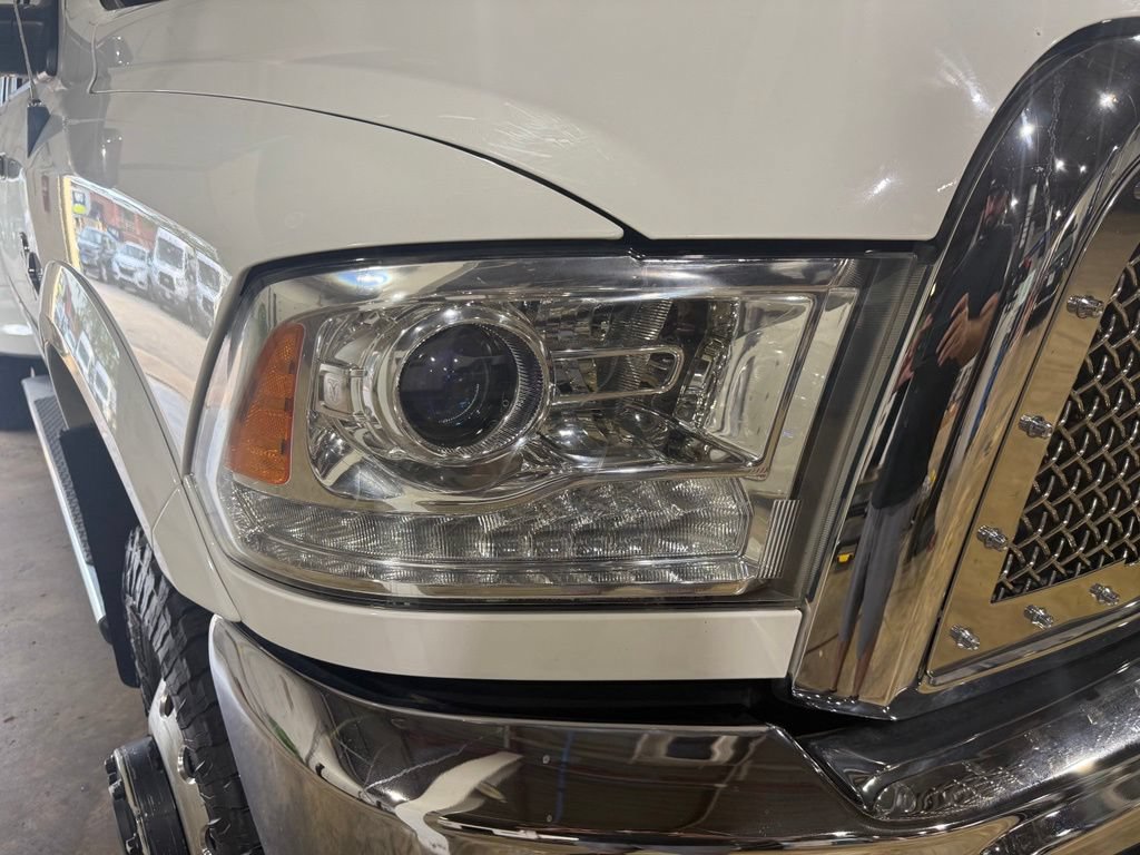 Used 2014 RAM 3500 Laramie Longhorn AWD/4WD image 16