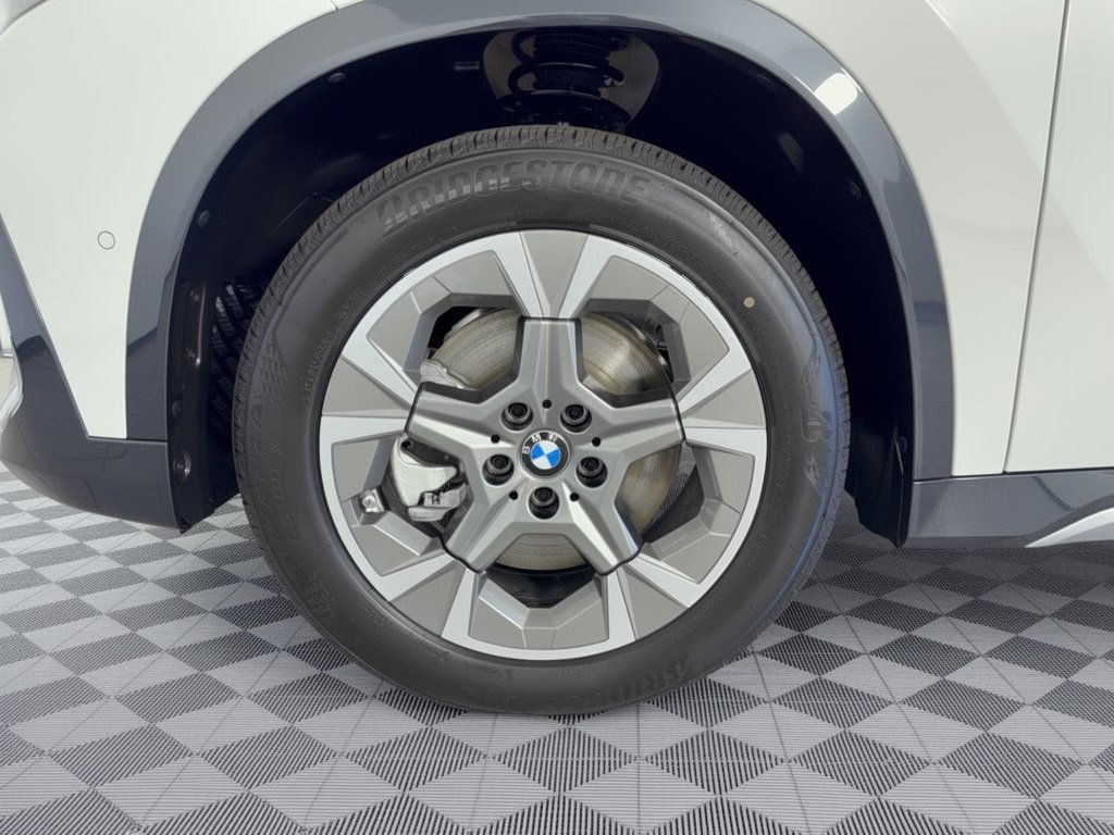 New 2027 BMW X1 xDrive28i AWD/4WD image 13