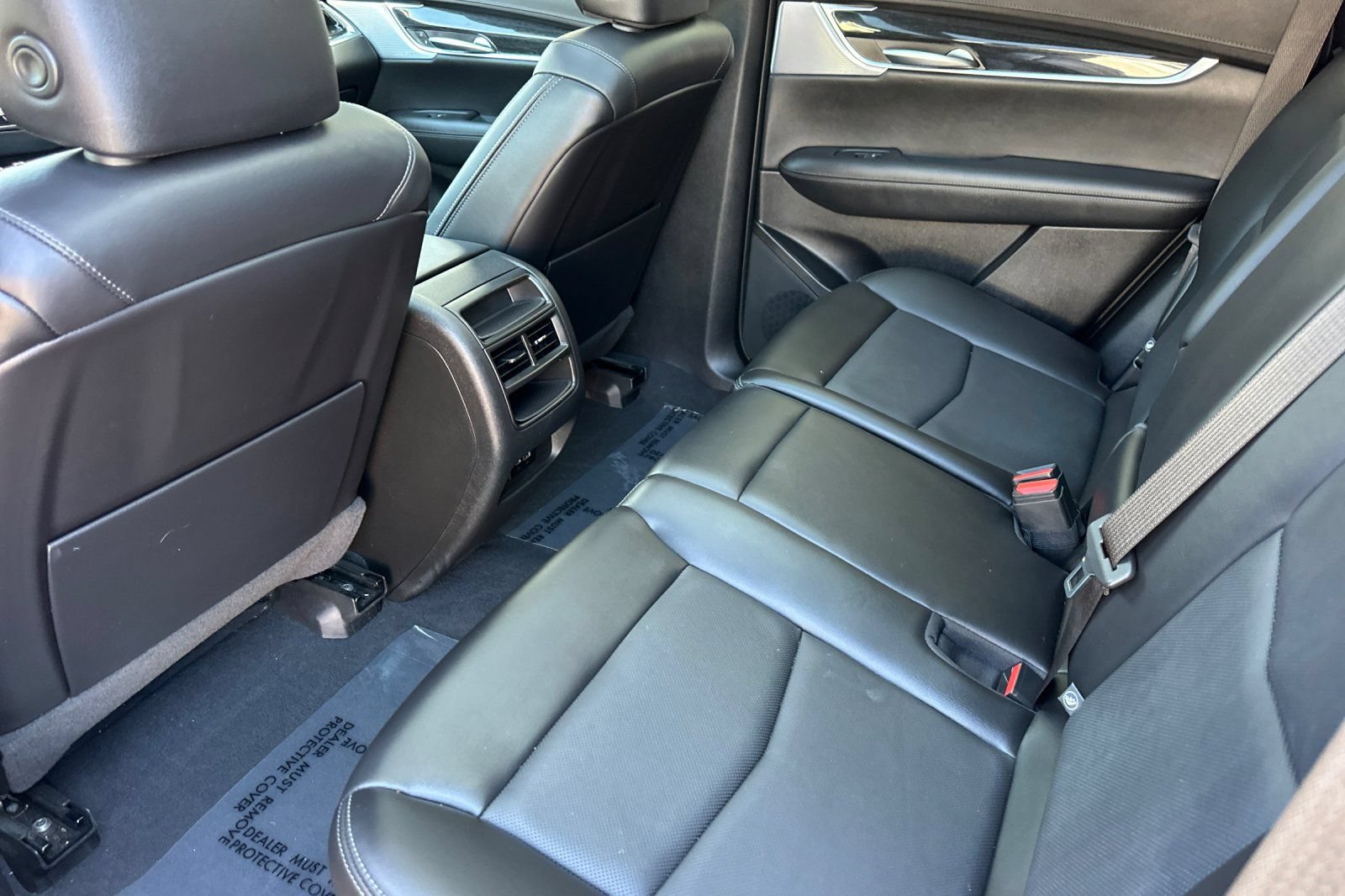 Certified 2023 Cadillac XT5 Premium Luxury w/ Technology Package FWD image 14