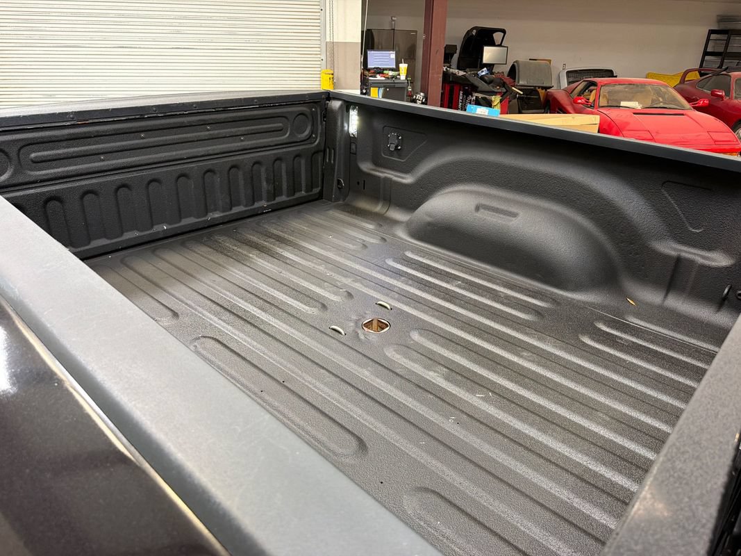 Used 2018 RAM 3500 Laramie w/ Convenience Group AWD/4WD image 52