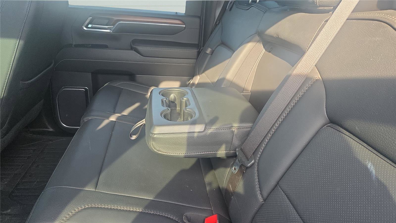 Used 2024 GMC Sierra 2500 Denali w/ Technology Package image 40