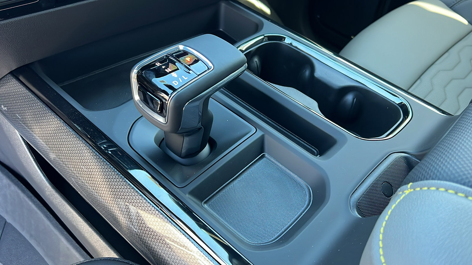 New 2026 Chevrolet Silverado 1500 ZR2 image 24