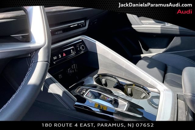 Used 2025 Audi Q5 Premium Plus w/ Premium Plus AWD/4WD image 12