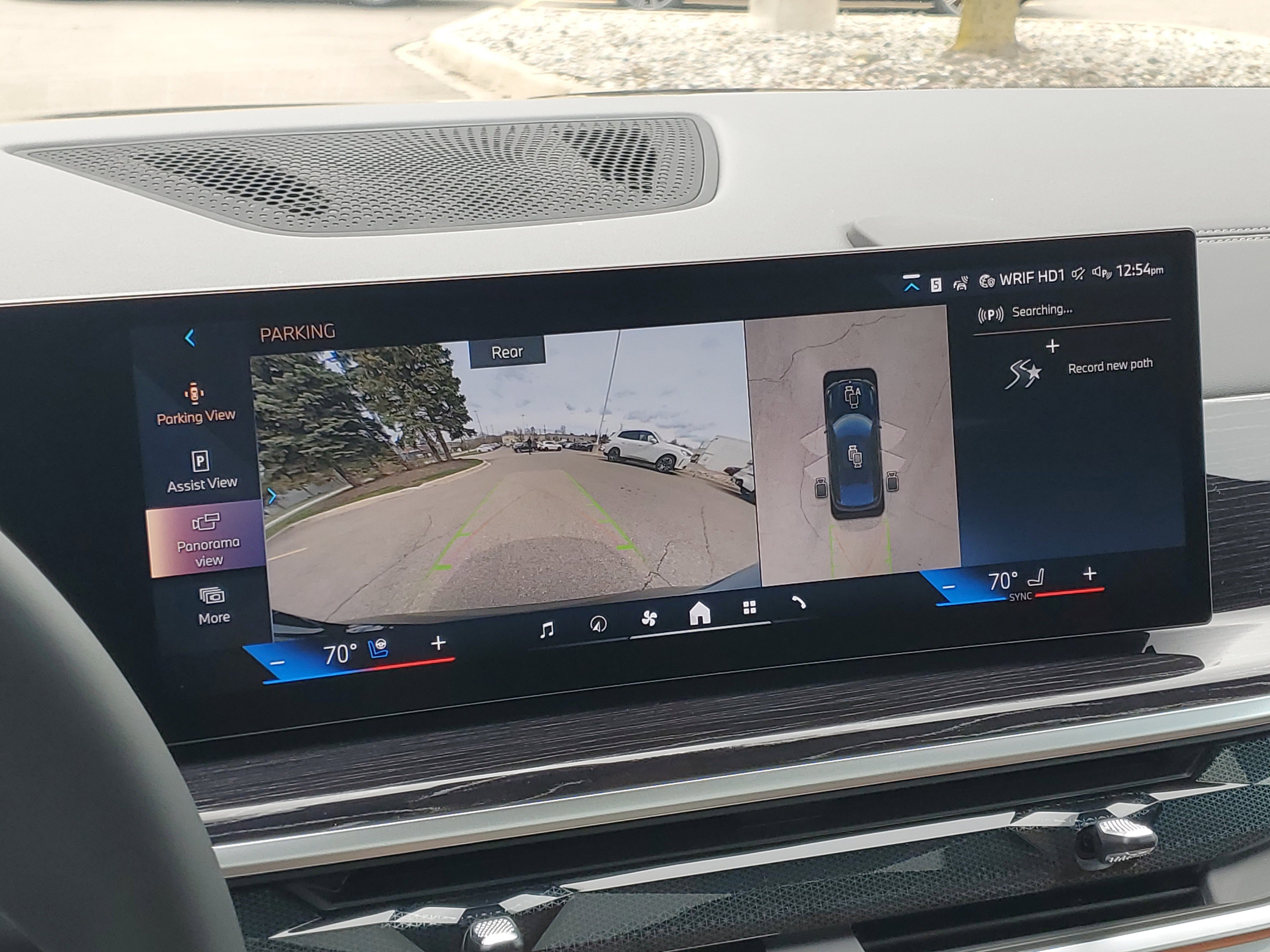 New 2026 BMW X6 xDrive40i image 16