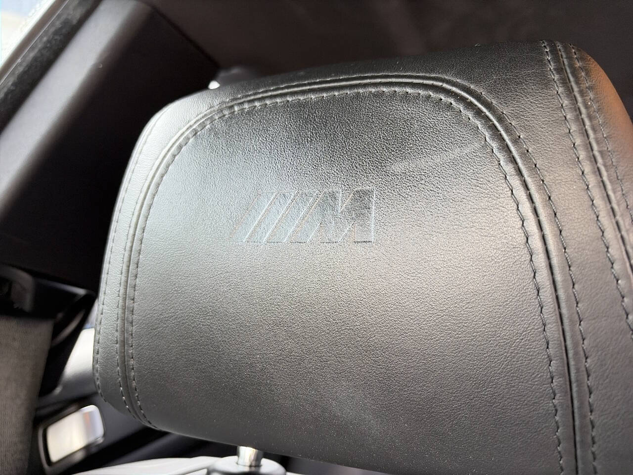 Used 2011 BMW M3 Coupe RWD image 33