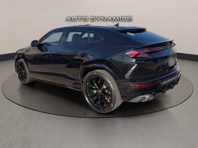 Used 2022 Lamborghini Urus AWD/4WD image 3