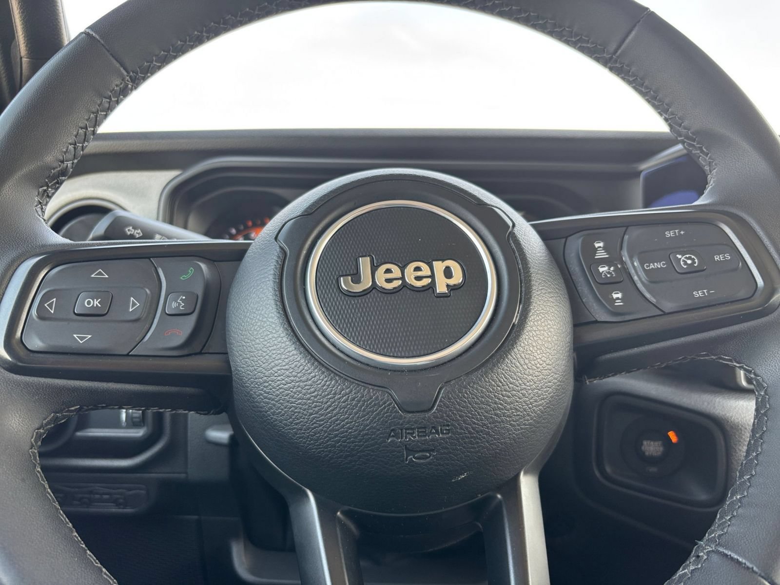 Used 2025 Jeep Wrangler Unlimited Sport AWD/4WD image 22