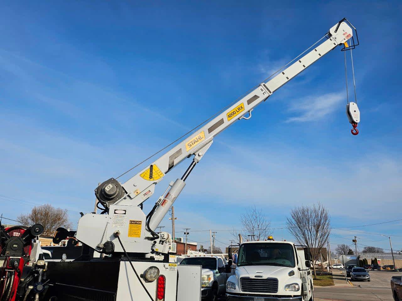 Used 2016 Ford F550 Luxury RWD image 4