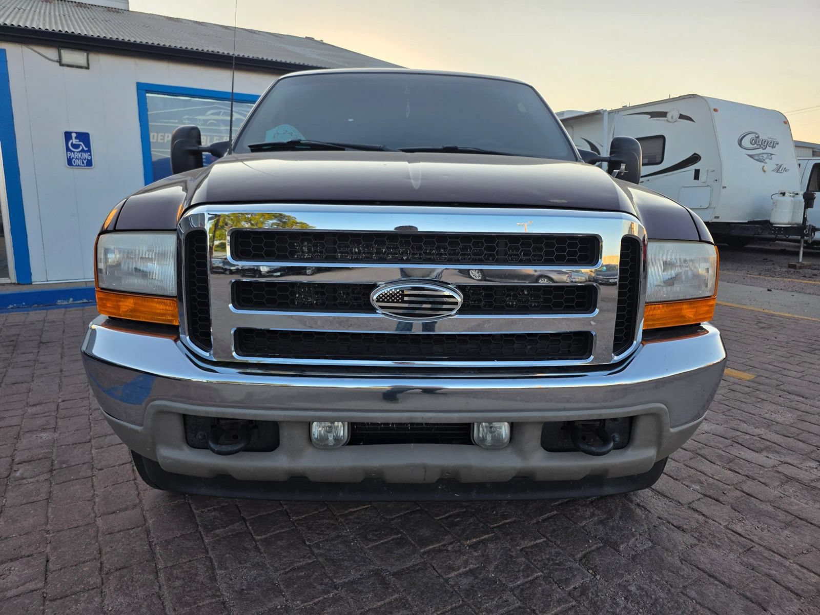 Used 2001 Ford Excursion Limited AWD/4WD image 2