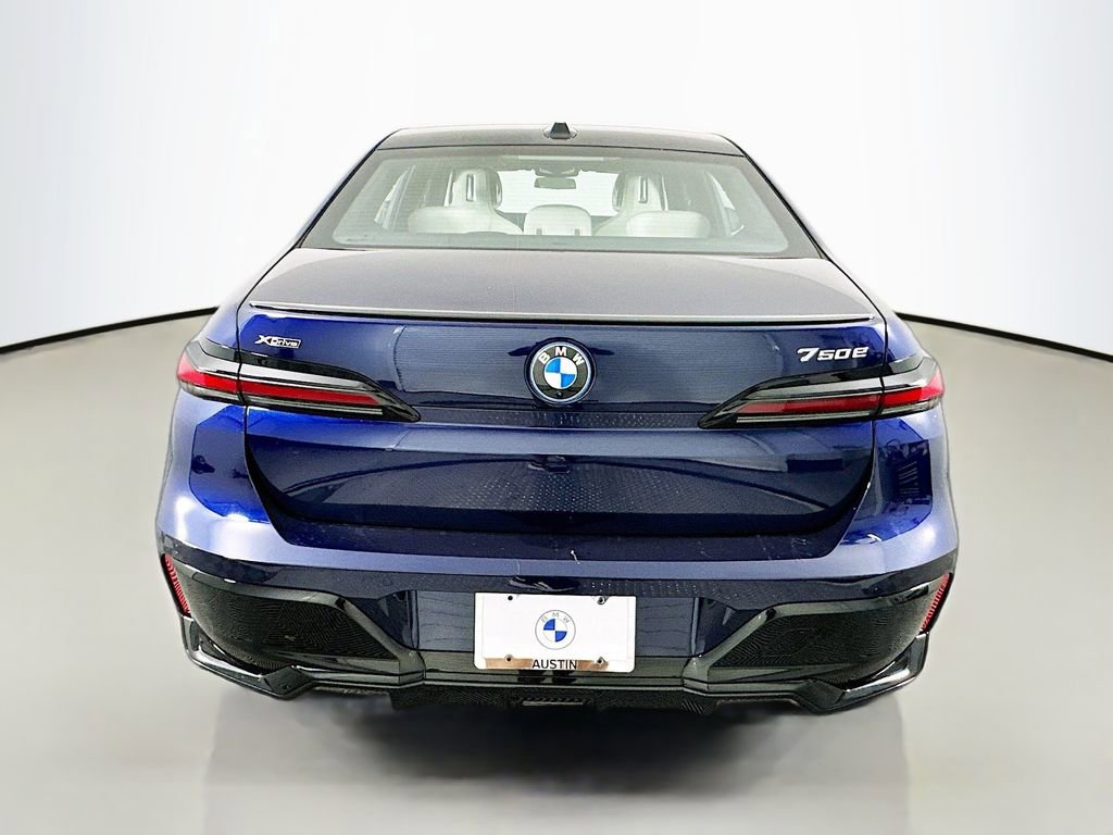 New 2026 BMW 750e xDrive w/ Executive Package image 6