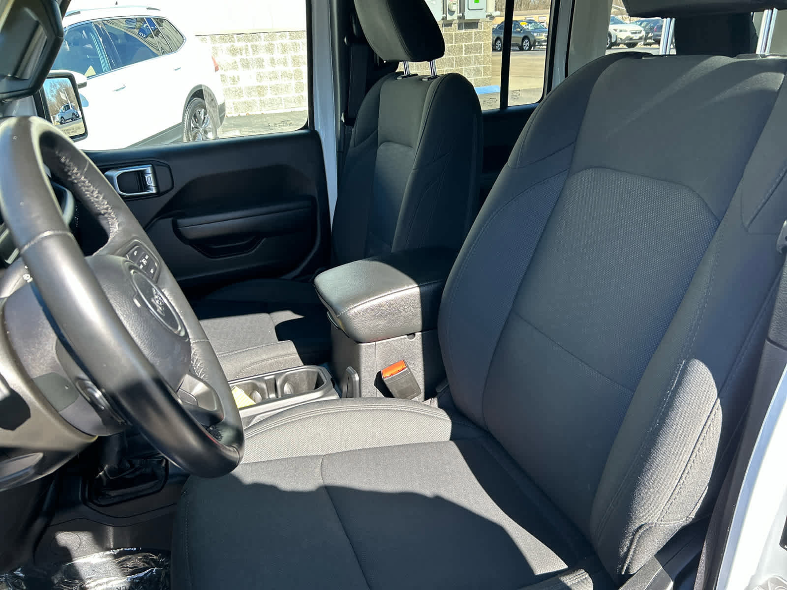 Used 2022 Jeep Wrangler Unlimited Sport AWD/4WD image 12