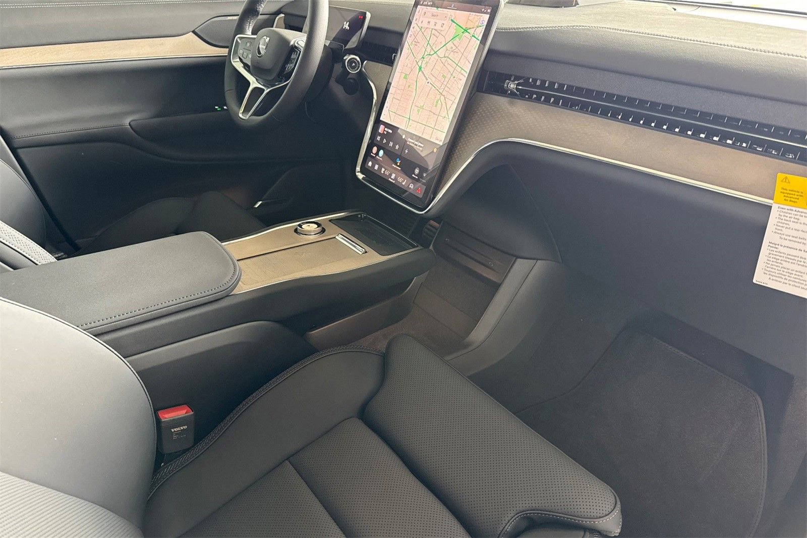 New 2025 Volvo EX90 Plus w/ Protection Package Premier image 16