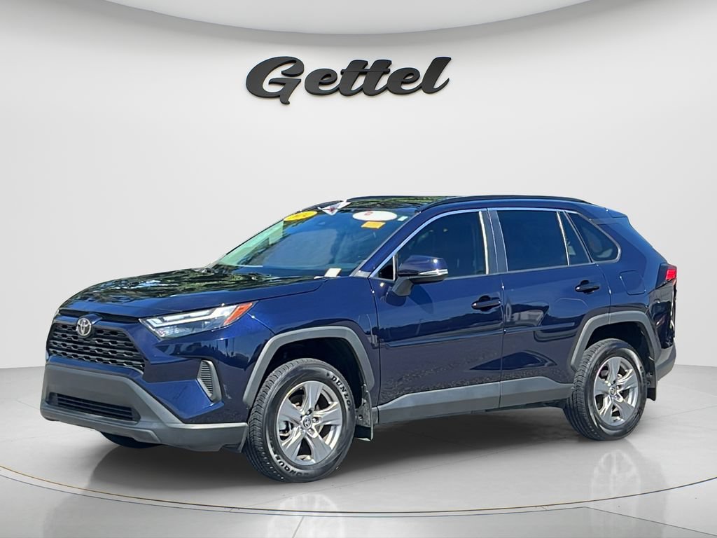 Used 2024 Toyota RAV4 XLE w/ Convenience Package FWD image 1