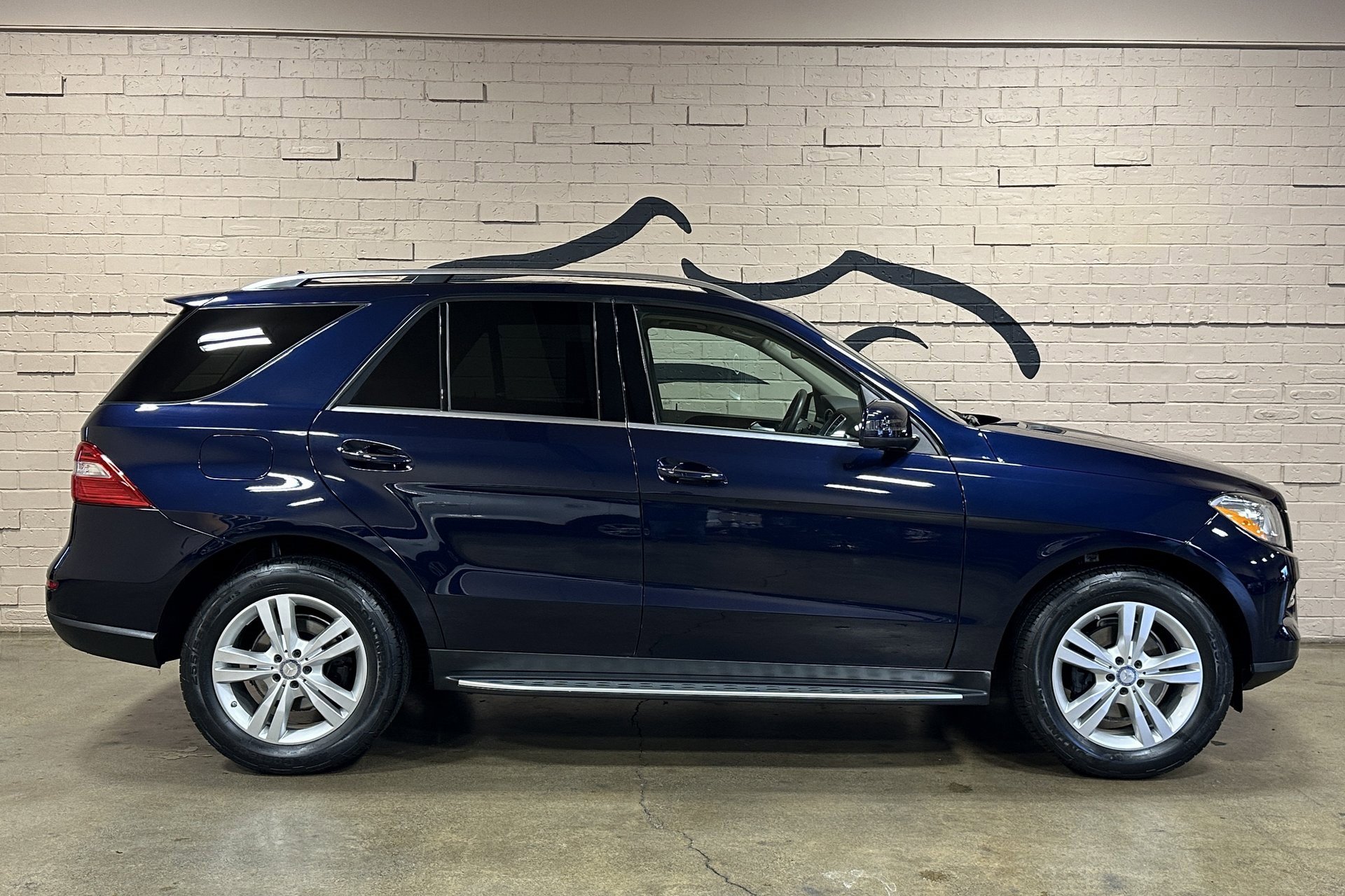 Used 2015 Mercedes-Benz ML 350 4MATIC image 3