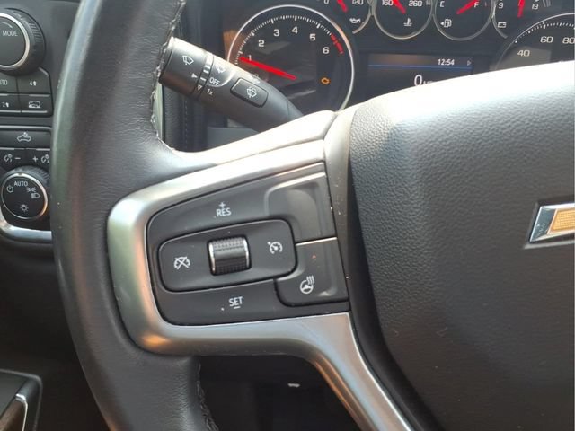Used 2022 Chevrolet Silverado 1500 LT AWD/4WD image 19