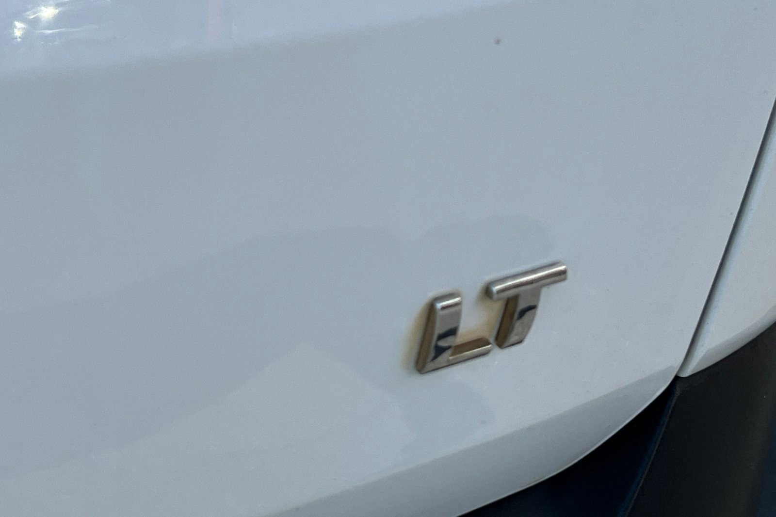 Used 2023 Chevrolet Traverse LT image 28