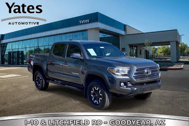Used 2016 Toyota Tacoma TRD Off-Road AWD/4WD image 1