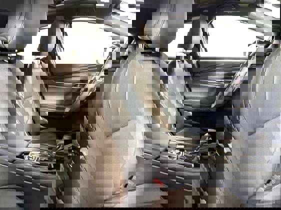 New 2026 MAZDA MAZDA3 Hatchback w/Premium Plus Pkg image 12