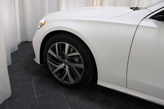 New 2026 Mercedes-Benz E 350 4MATIC Sedan image 7
