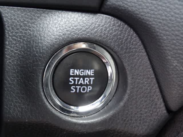 Used 2024 Toyota RAV4 XLE FWD image 21