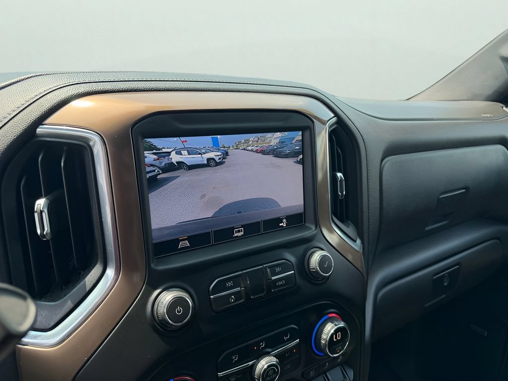 Used 2021 Chevrolet Silverado 1500 High Country AWD/4WD image 28
