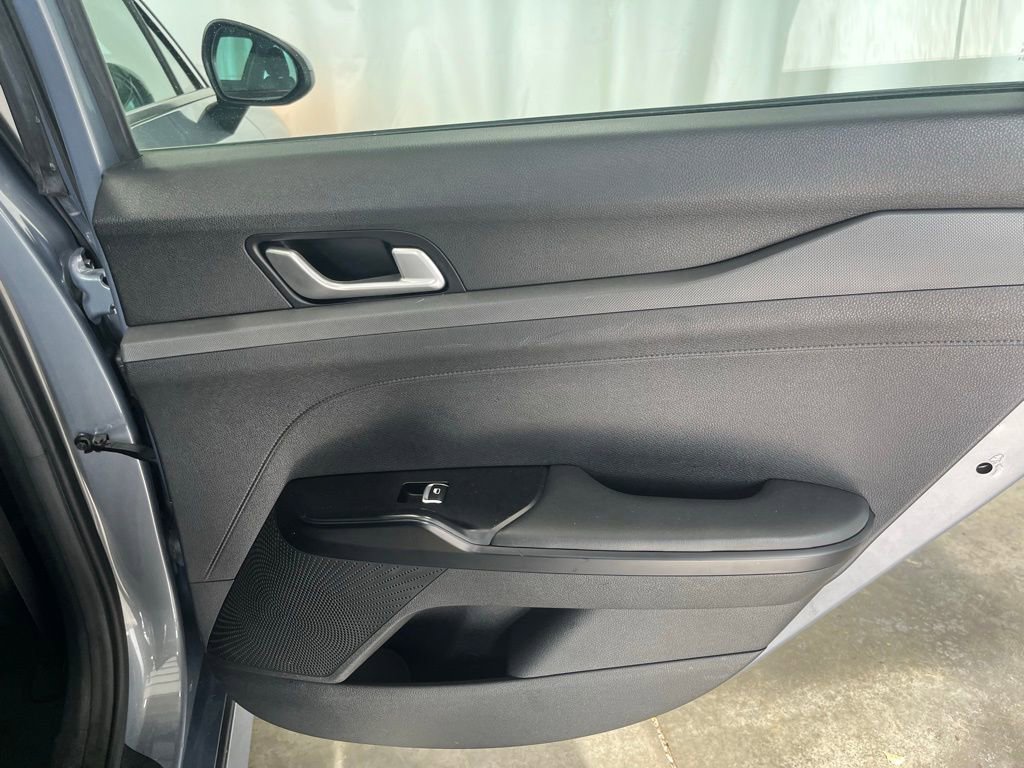 Used 2022 Kia K5 LXS image 25