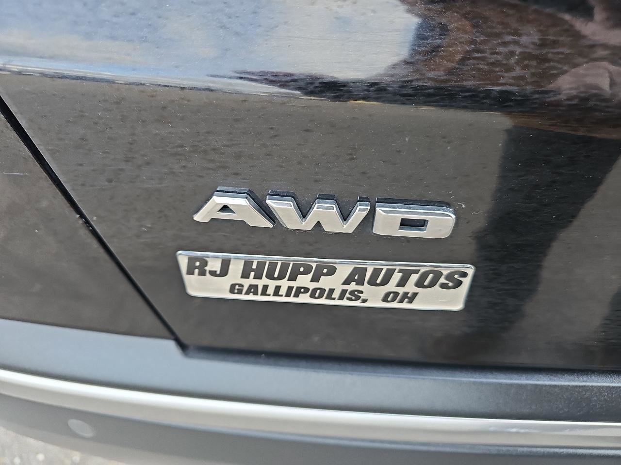 Used 2017 Cadillac XT5 Platinum AWD/4WD image 23