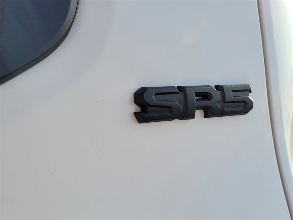 New 2025 Toyota Tacoma SR5 image 4