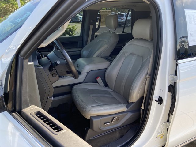 Used 2020 Ford Expedition Limited w/ Equipment Group 301A image 18