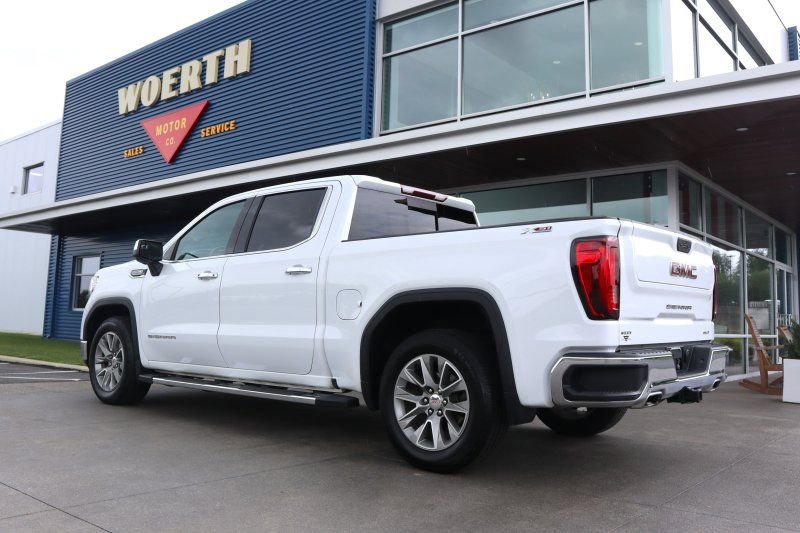 Used 2021 GMC Sierra 1500 SLT w/ SLT Premium Package image 5