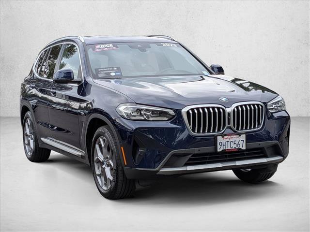 Used 2023 BMW X3 xDrive30i w/ Premium Package AWD/4WD image 3
