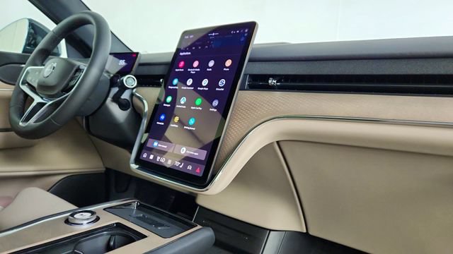 New 2026 Volvo EX90 Plus AWD/4WD image 35